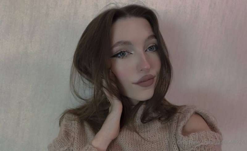 Is posting your face so much is narcissitic?🤣