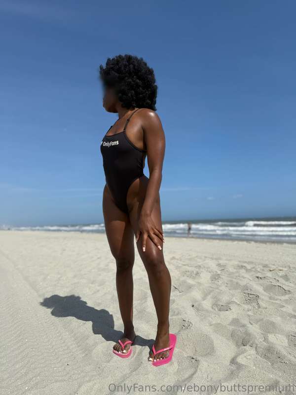 Being wild and free on the beach 😉 7