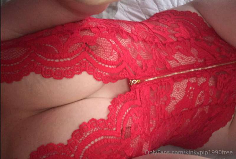 Swipe to see some of the *safer* pics I posted on my VIP…. L.. 5