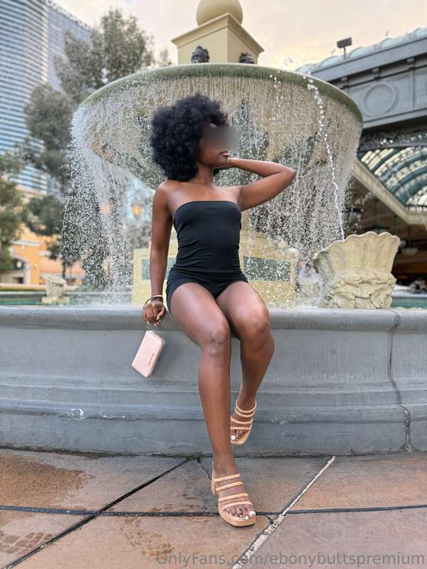 I was getting a little wet from sitting on this fountain but.. 2