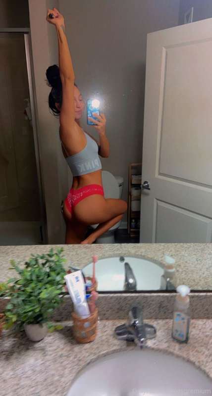 good morning! new sex vid coming to you today😏 3