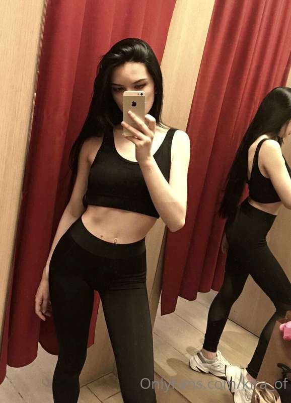 Do I need to buy this?🤤🤤 Will people stare at me in the gym?..