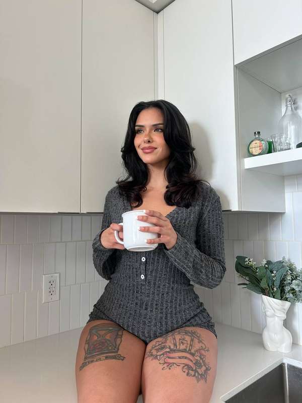 the holidays always make me feel so comfy and cozy🥰 2