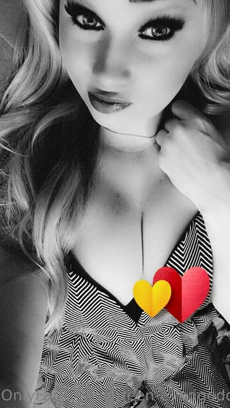 Green-Eyedgoddess - Onlyfans - 22 Feb, 2023