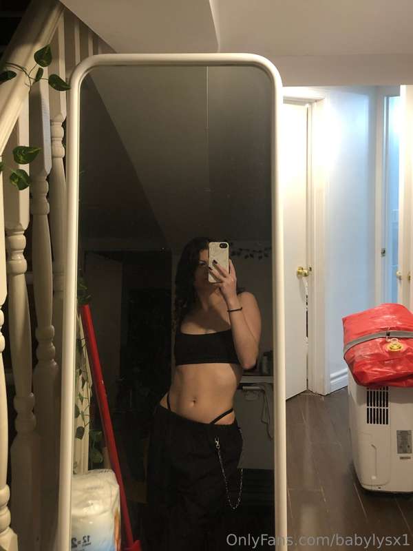 Babylysx1 - Onlyfans - 18 Mar, 2024