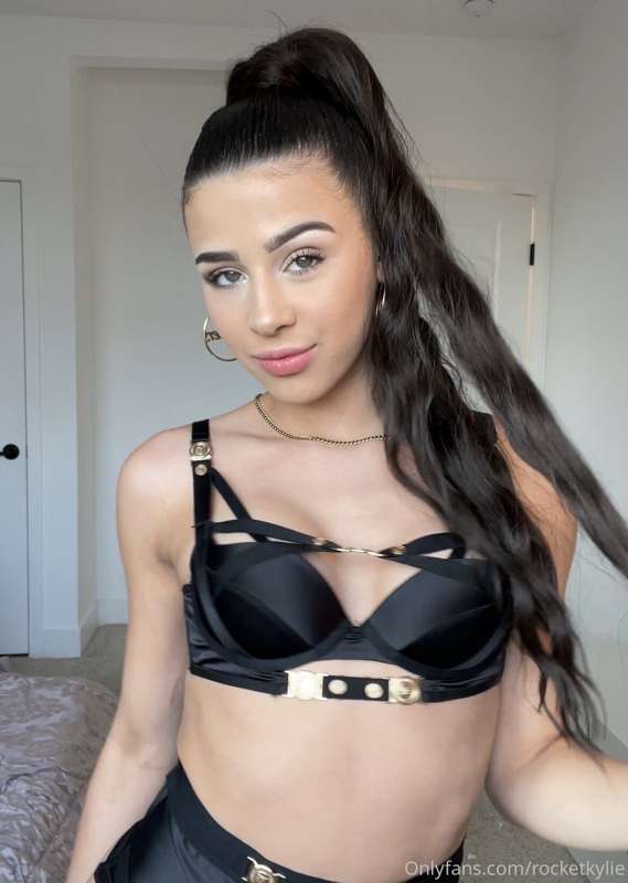 Sending you something spicy tonight😈 Be ready my baby rocket..