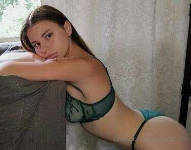 BARELY LEGAL FRESHMAN SLUT!!   @naughtylittleparker #AD