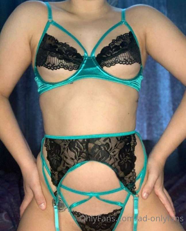 Averymaeefreex - Onlyfans - 11 Apr, 2022