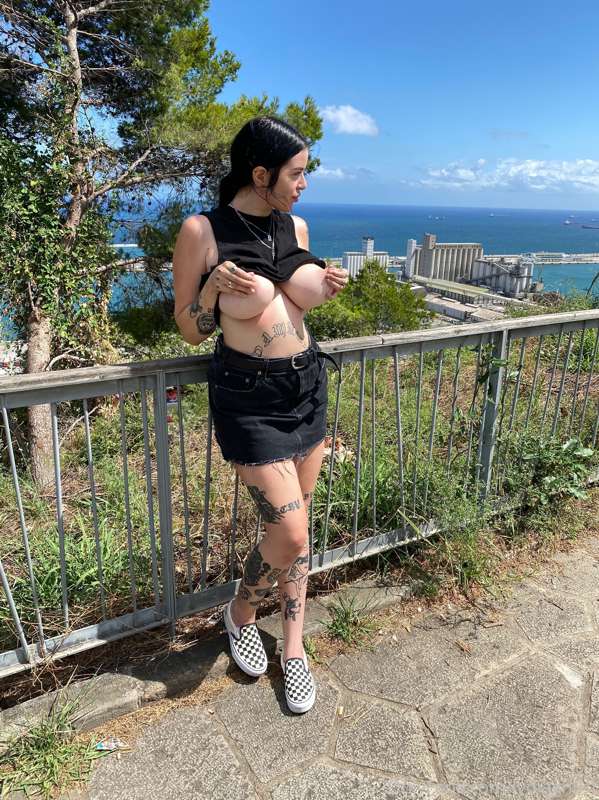 Will a day ever go by where I don’t get my tits out in publi.. 3
