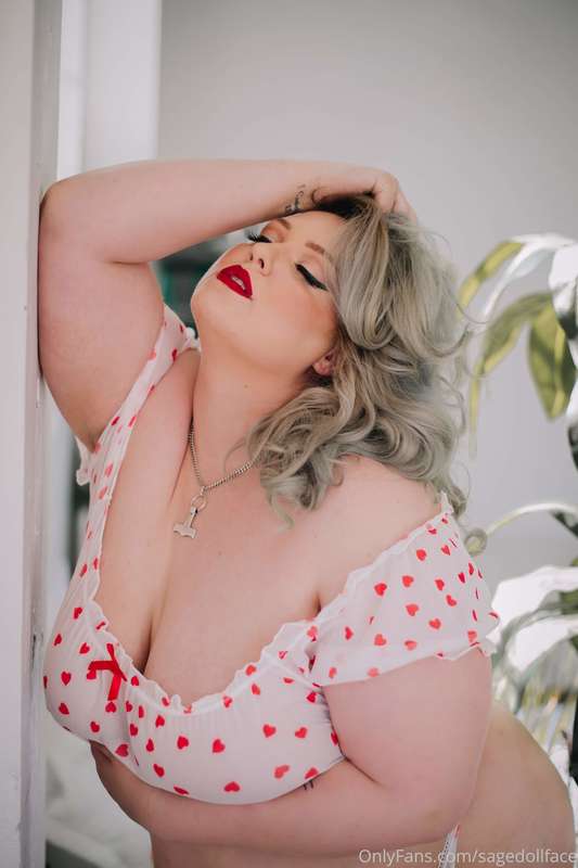 I got a sneak peek already and OMG!!! 🔥🔥🔥
