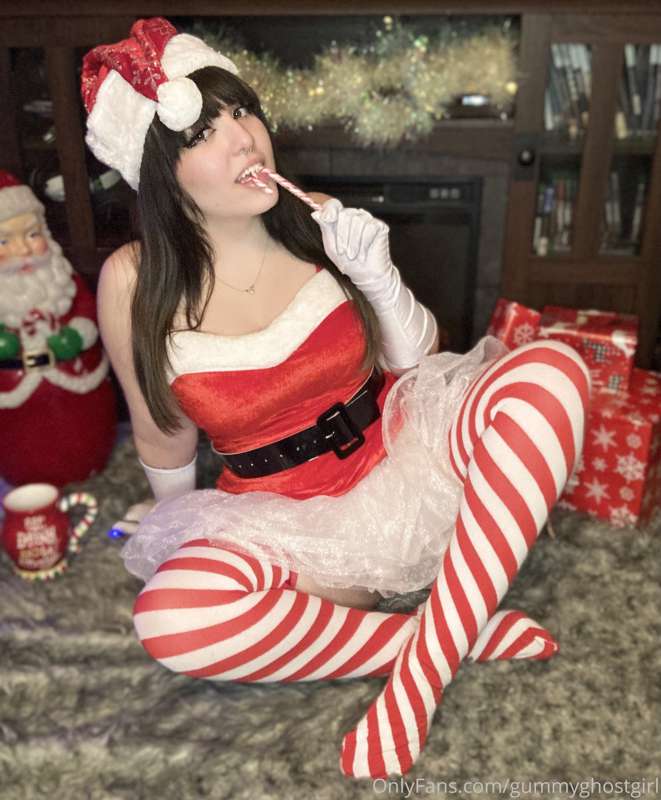 Merry Christmas lovies! 🎅🏻❤️ 8