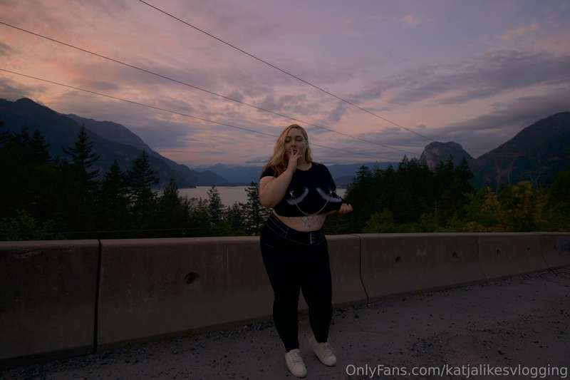 I’m so excited to share my upcoming vlogs with you!!! I’m re..