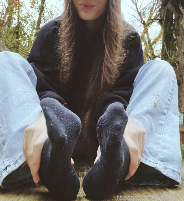 Feetlady - Fansly - 22 Nov, 2022 1