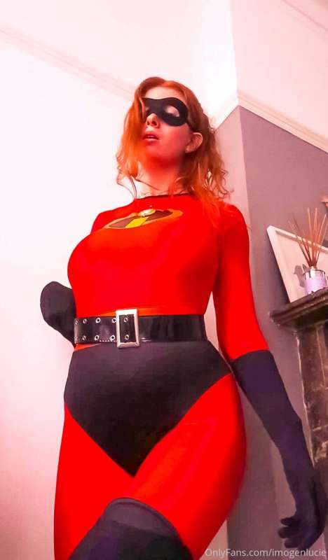 She’s here!😜🦸‍♀️