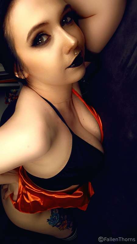 Fallenthorns - Onlyfans - 11 May, 2025