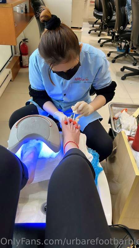 Pedicures > everything 🤌🏼