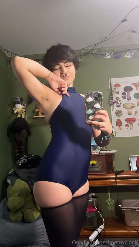 i love how tight this body suit is :3 alsooo uploading a vid.. 7