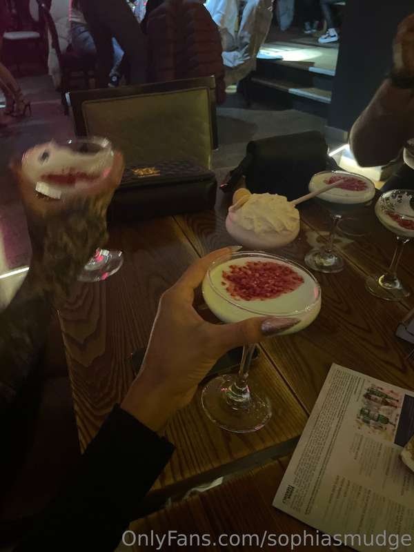 Send tips for drinks 🤭🤭