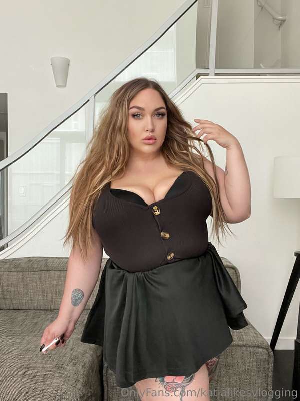 Do you like my curves? 