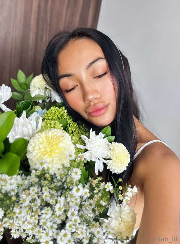 My love for flowers is my little joy in the world. Every new..