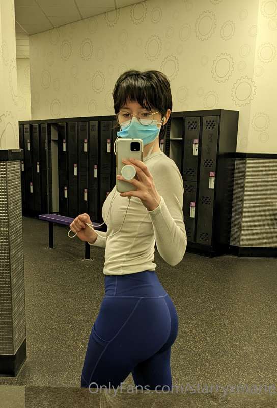 Oh also I've been hitting the gym lately and I'm feeling goo.. 1