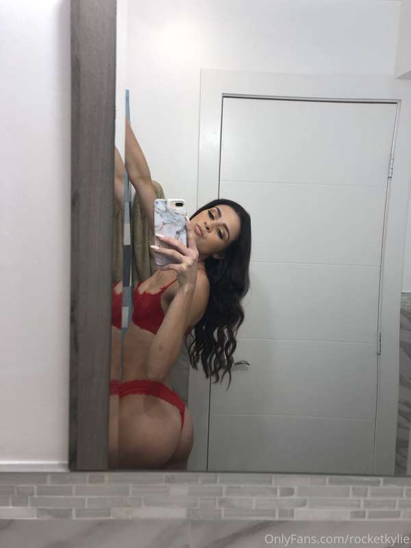 Let me know what you think. ❤️🔥🔥 11