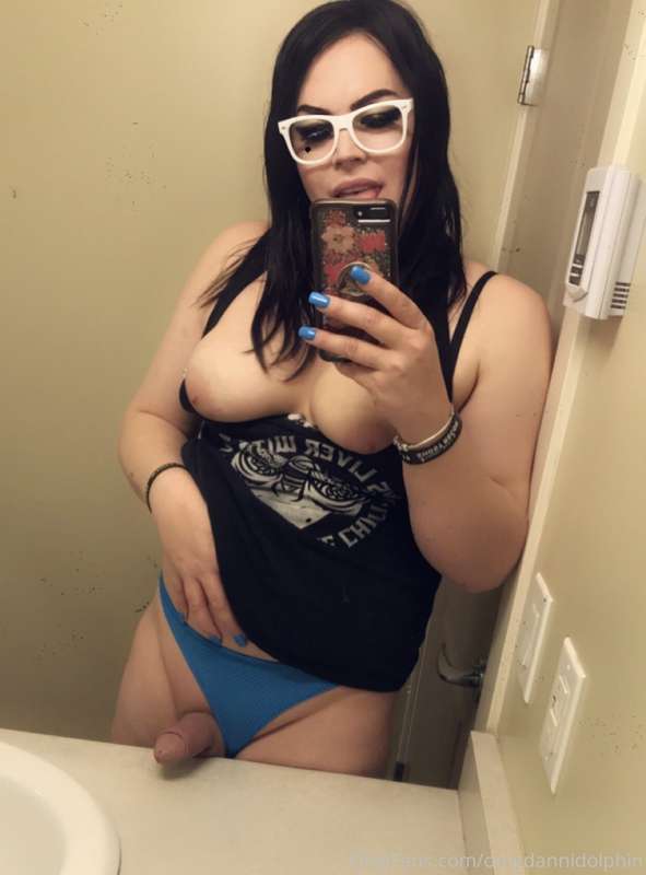 🤓☺️🐔🖤 4