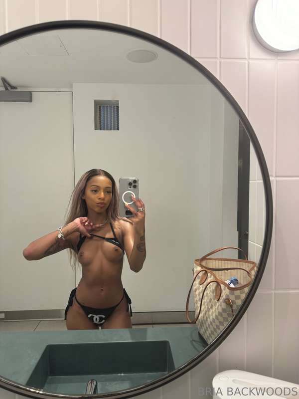 😋 4