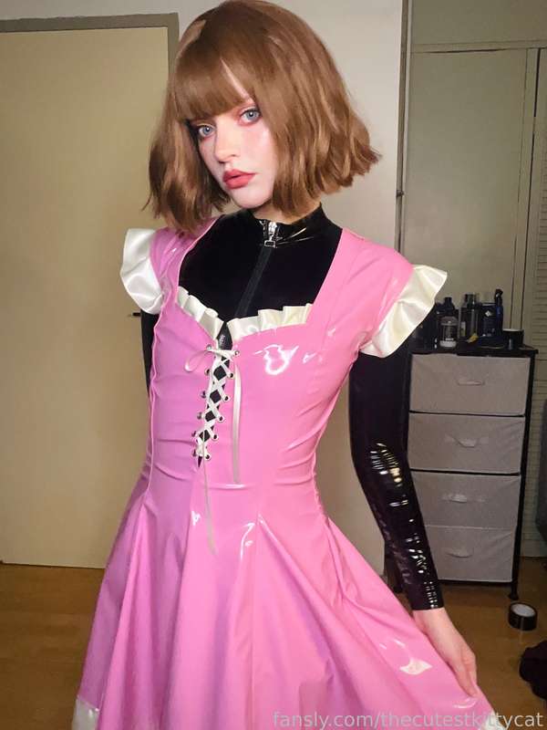 Thecutestkittycat - Fansly - 30 May, 2025 16