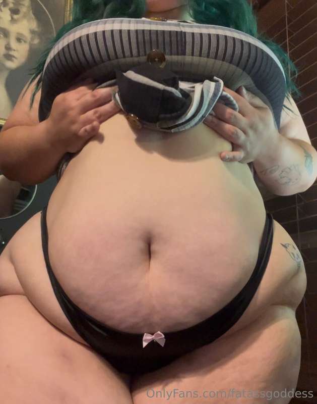 A size large in panties fit better than I thought 