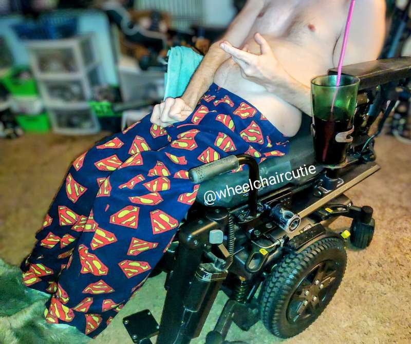Wheelchaircutie - Fansly - 22 Nov, 2022 2