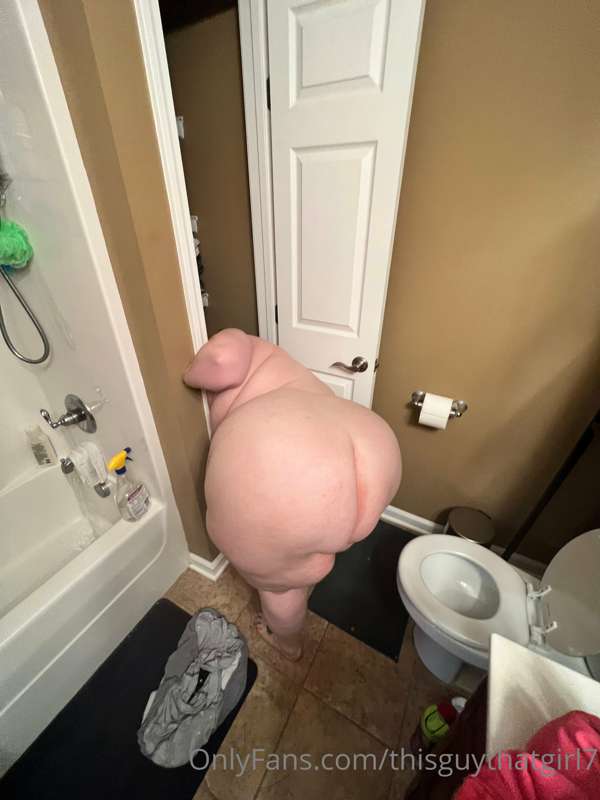 A little pre-shower action on a Monday night. Hope you like .. 2