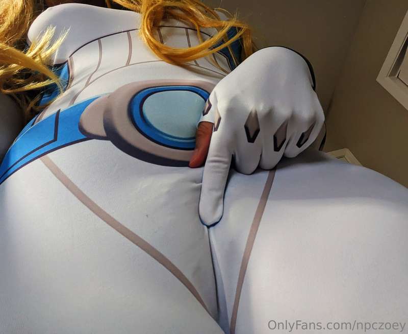 It's your lucky day when Sue Storm, The Invisible Woman, let.. 3