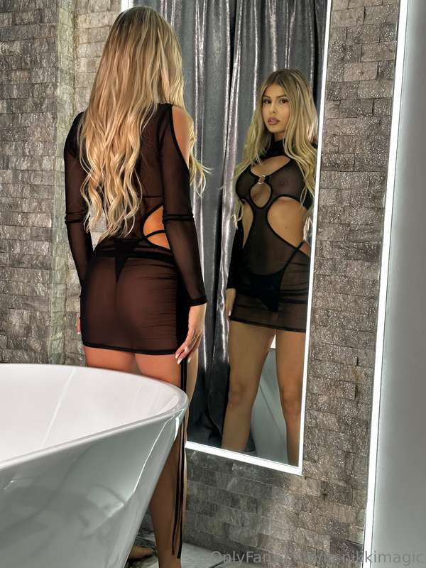 Looking for a snack? Cum eat me daddy! 🥵💦

I'll be here http..