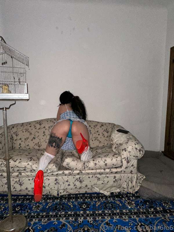 Bend me over and take me to pound town 💦  (Also sorry for th.. 1
