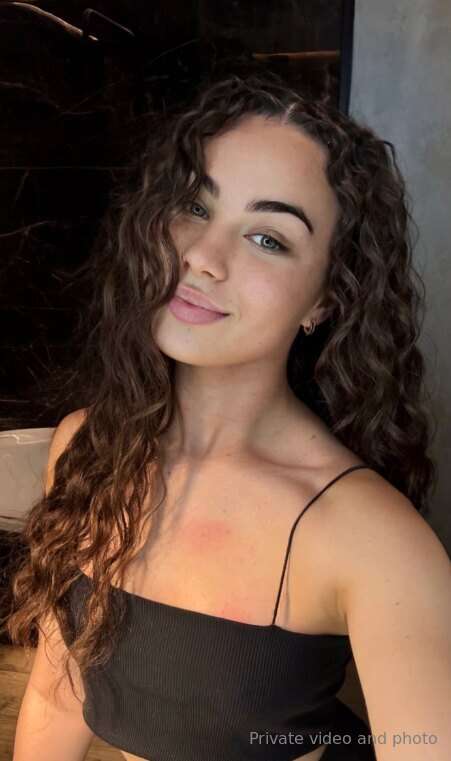 FREE SUB❤️‍🔥🔞Believe me, she @linalws has something to show ..