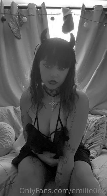 Shadowvixen0 - Onlyfans - 09 Jan, 2023