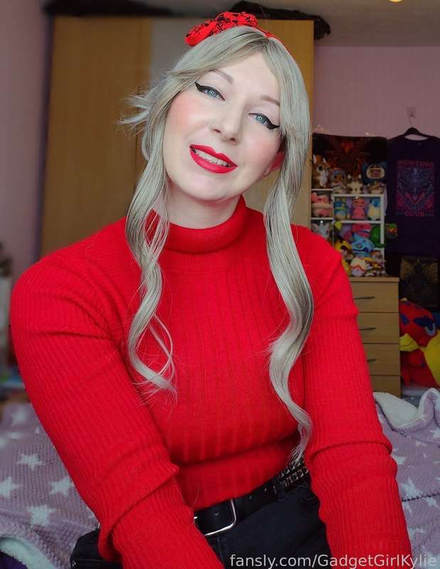 Gadgetgirlkylie - Fansly - 13 May, 2024