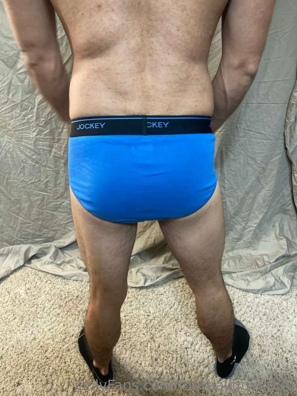 PVT Martinez shows off his goods lol set 2 27