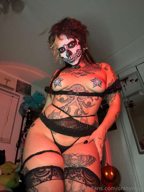 the next set is even sexier 🥴 say hello to skeleton Oni 11