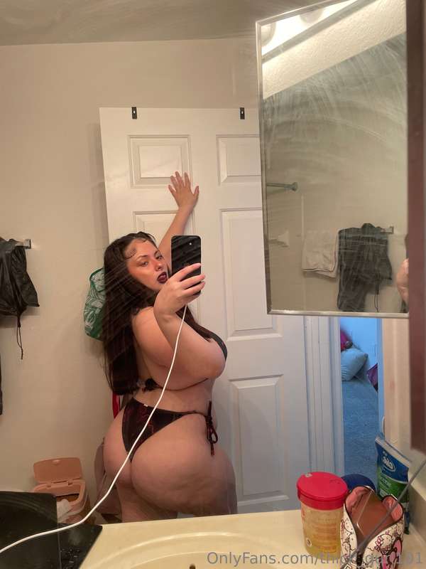 Thick_Gurl101 - Onlyfans - 13 Sep, 2024