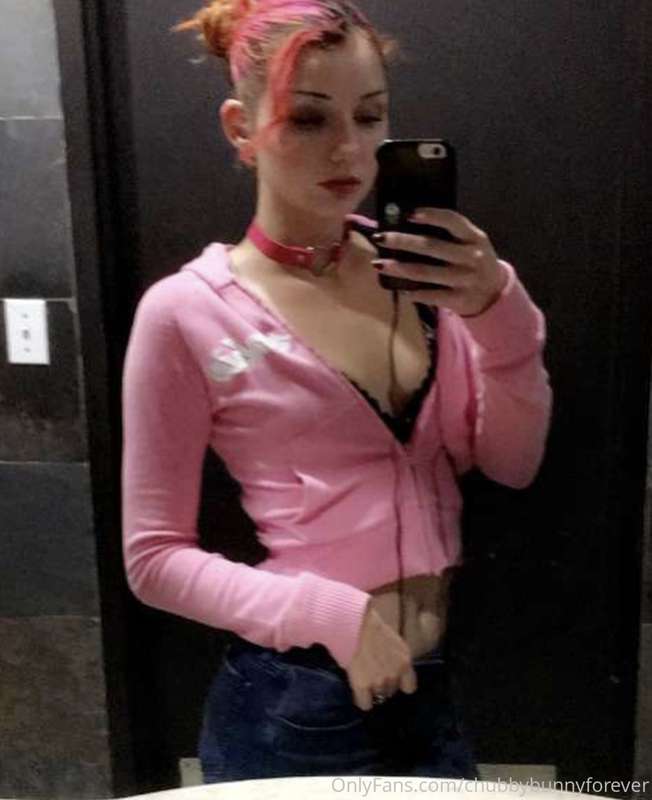 🥵 BEFORE I GAINED 🥵

pwease enjoy this mini album of alllll .. 8