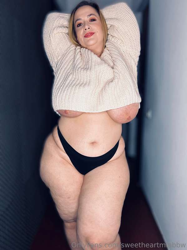 Still sweater weather in my country, what about where you ar.. 6