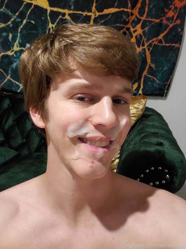 Whoohooo hit 100 fans. Here's a celebration facial i got a b.. 1