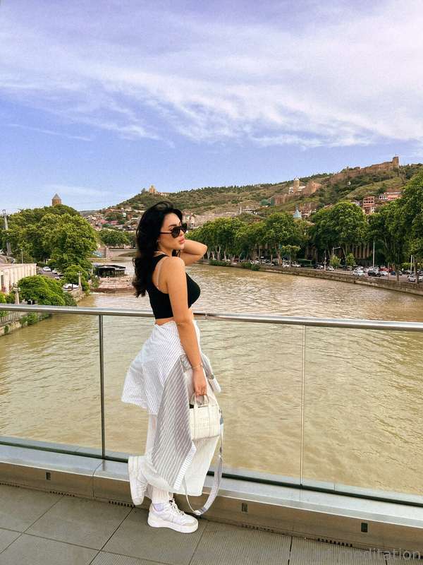 The best way to admire the view is together, will you keep m..