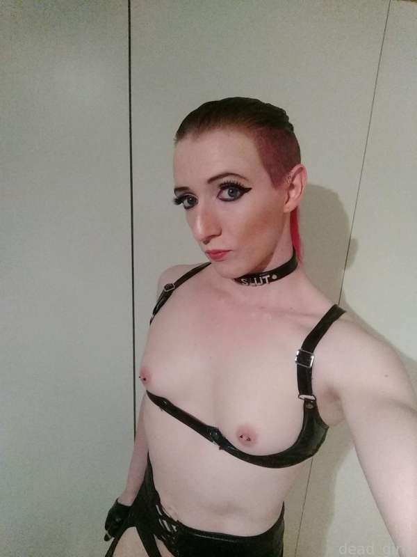Dead_Girly - Fansly - 23 Aug, 2021 1