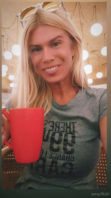 Been traveling this morning but finally got my coffee ☕️ Hi ..