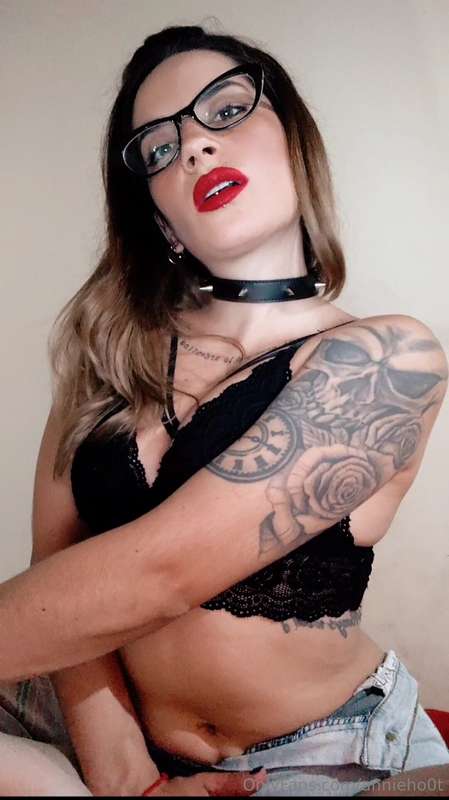 Annieho0T - Onlyfans - 21 Apr, 2025