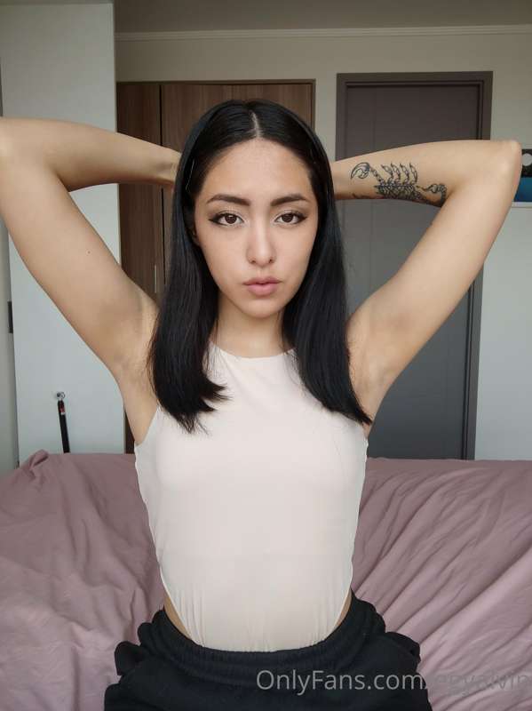 DAILY CONTENT! (+ 1 video )TELL ME WHAT WOULD YOU LIKE TO SE.. 6