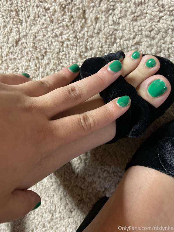 Green painted toes with some nice high heels with my cute pu.. 12